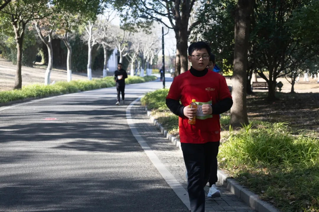 回望2024 启航2025 | EVO真人股份2025年度战略年会顺利召开